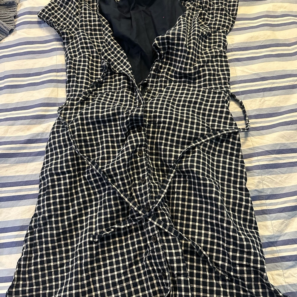 Abercrombie & Fitch Navy and White Checkered Top